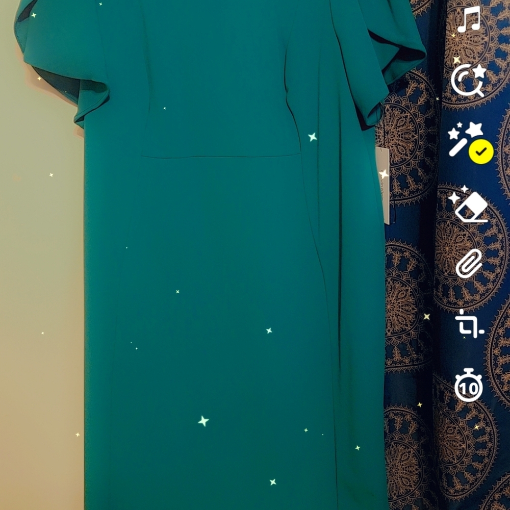 Dress - Picture 4 of 7